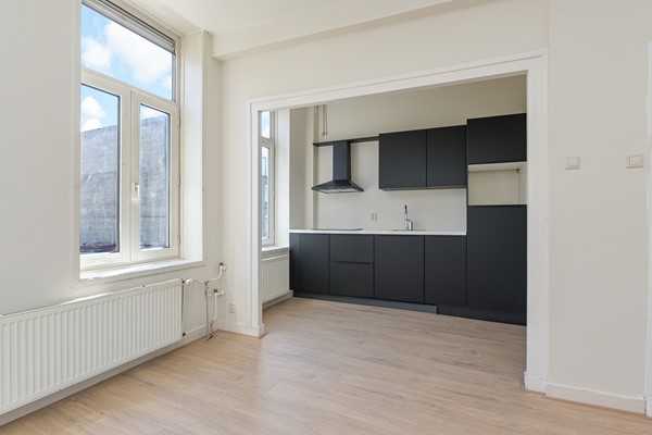 Medium property photo - Van Hogendorpstraat 3, 2515 NR Den Haag